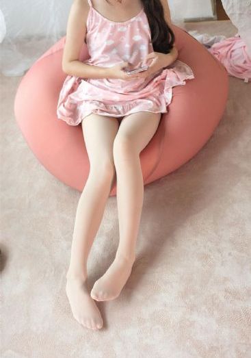 一女被多男玩喷潮3p免费视频_BD国语在线手机播放