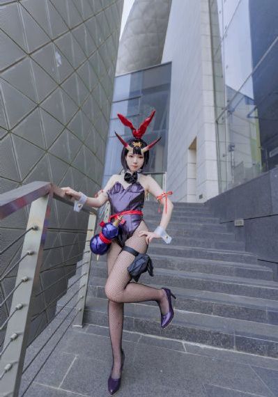 美丽的秘书_720高清电影在线