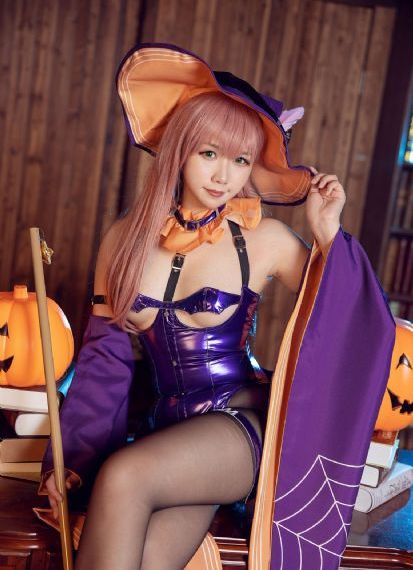 女子高中生的腰姿_蓝光视频大全