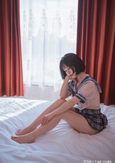 全彩无遮巨大乳尖奶老师在线观看_DVD在线观看视频