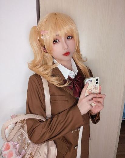 我的100个女朋友超喜欢我第一季_4K电影完整版在线观看