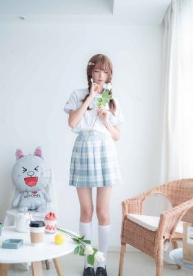美丽的丽莎1980意大利语_BD国语高清在线